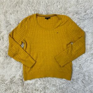 ◾️Tommy Hilfiger Yellow Sweater